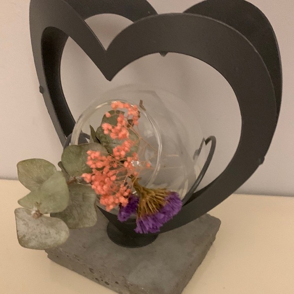 Decorative Heart Vase NEW - Picture 2 of 9